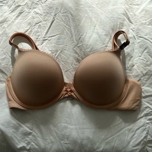 NWT!! Victoria’s Secret Body By Victoria 36C Bra